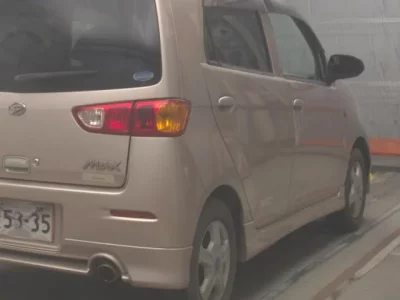 Daihatsu MAX