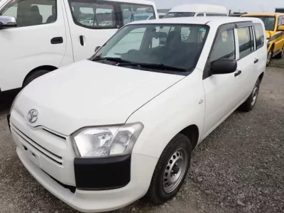 Toyota SUCCEED