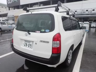 Toyota SUCCEED