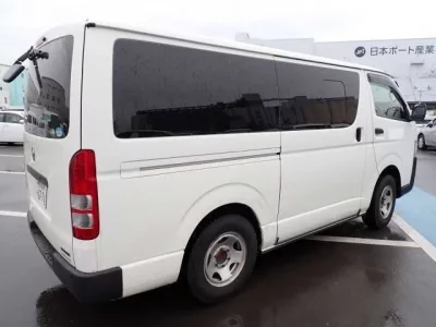 Toyota REGIUS ACE VAN