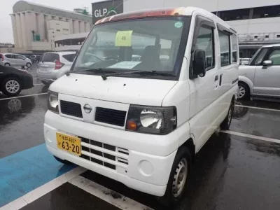 Nissan CLIPPER VAN