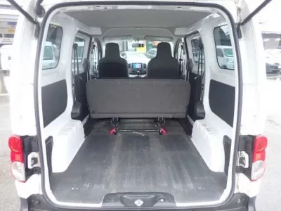 Nissan NV200