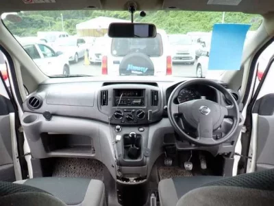 Nissan NV200