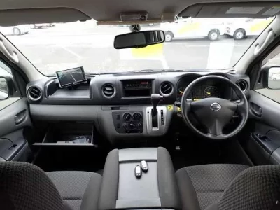 Nissan CARAVAN VAN