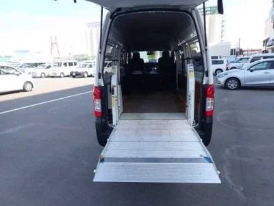 Nissan CARAVAN VAN