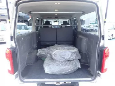 Nissan CARAVAN VAN
