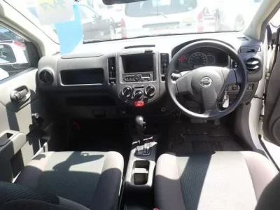 Nissan AD