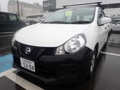Nissan AD