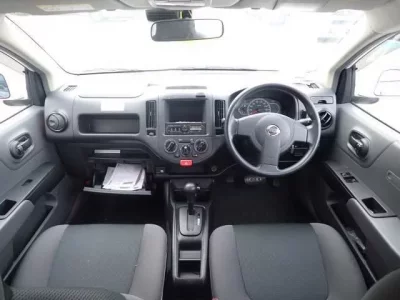 Nissan AD