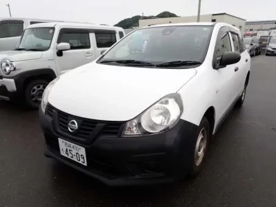 Nissan AD
