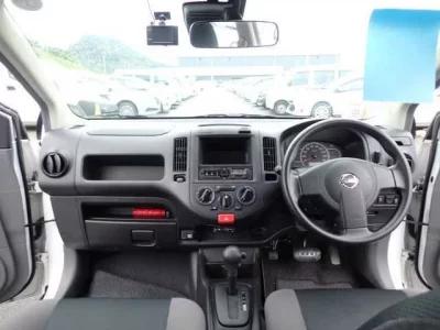 Nissan AD
