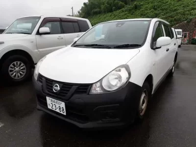 Nissan AD