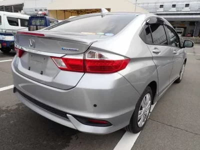 Honda GRACE