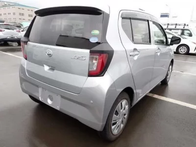 Daihatsu MIRA E S