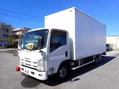 Isuzu ELF