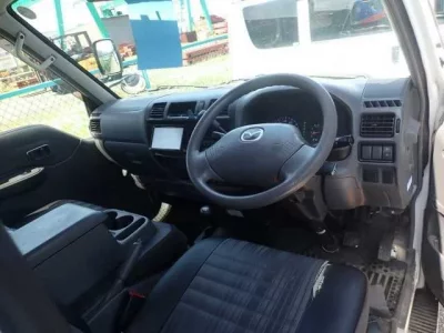 Mazda BONGO VAN
