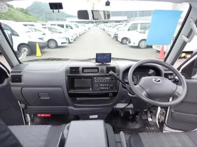 Mazda BONGO VAN