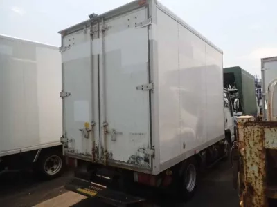 Isuzu ELF