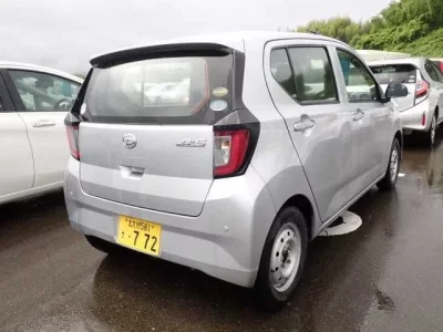 Daihatsu MIRA E S