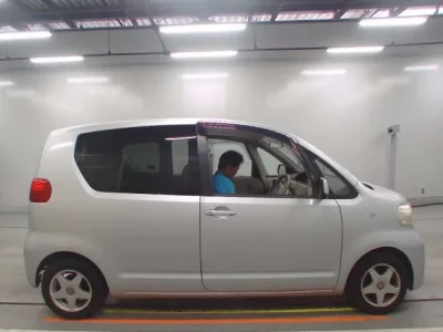Toyota PORTE