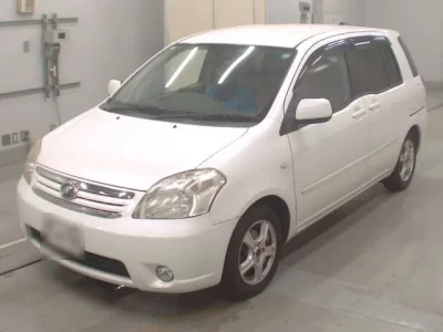 Toyota RAUM
