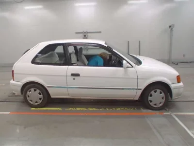 Toyota COROLLA2