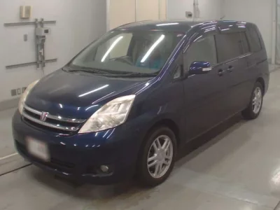 Toyota ISIS