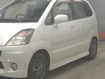 Suzuki MRWAGON