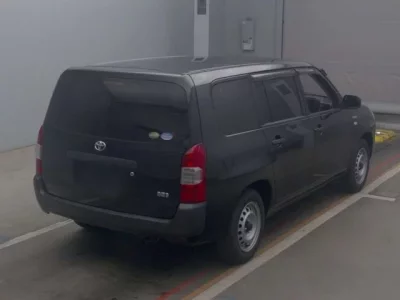 Toyota SUCCEED