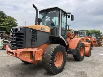 HITACHI ZW140