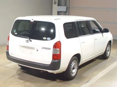 Toyota SUCCEED