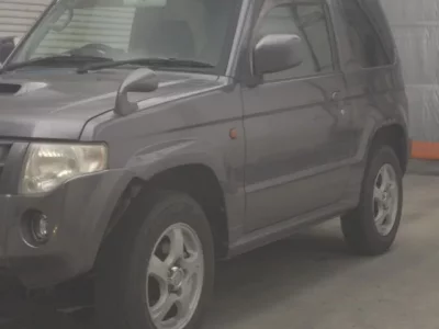 Nissan KIX