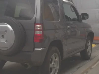 Nissan KIX