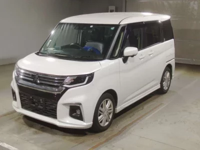 Mitsubishi DELICA D2