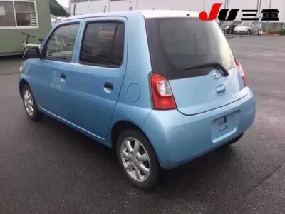 Daihatsu Esse