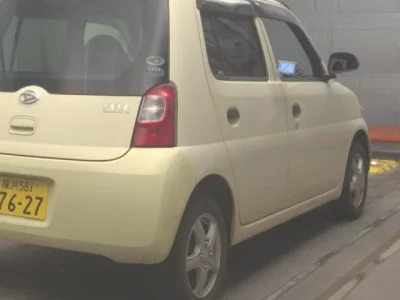 Daihatsu Esse