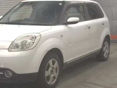 Mazda VERISA