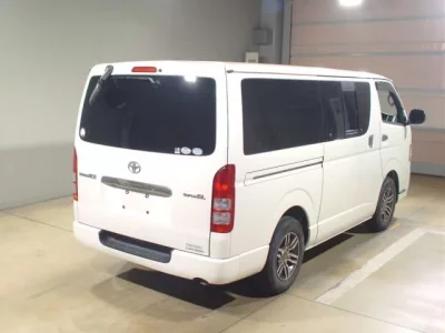 Toyota REGIUS ACE VAN