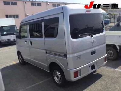 Nissan CLIPPER VAN