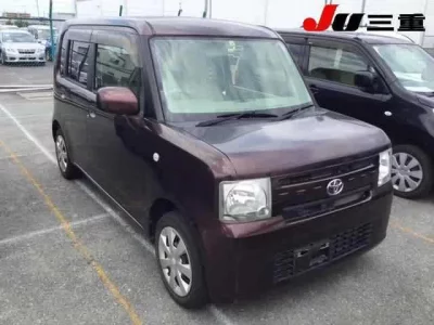 Toyota PIXIS SPACE