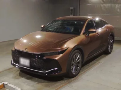 Toyota CROWN CROSSOVER