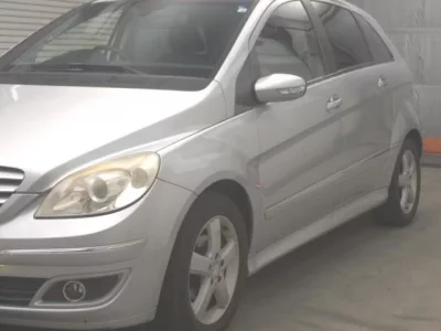 Mercedes-Benz B CLASS