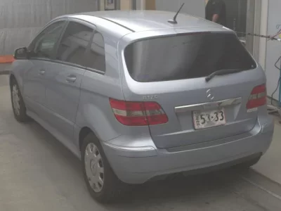 Mercedes-Benz B CLASS