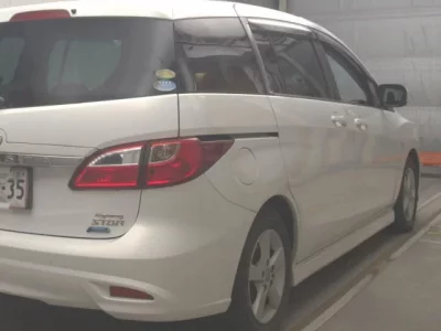 Nissan LAFESTA