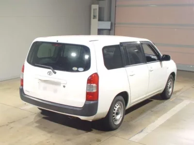 Toyota SUCCEED