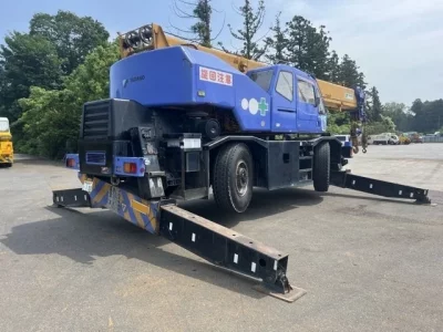 TADANO GR250N1