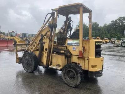 KOMATSU SD25-3