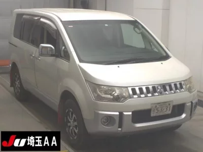 Mitsubishi DELICA D5