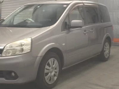 Nissan LAFESTA