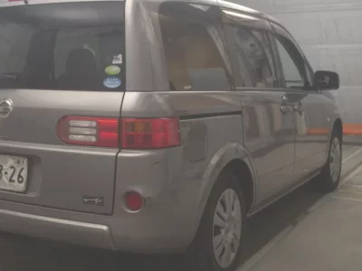 Nissan LAFESTA